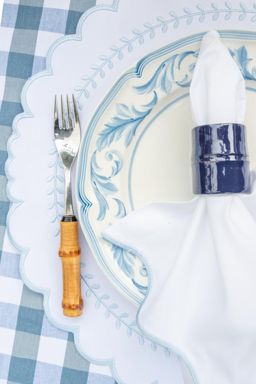 Blue Trim Wave Napkin