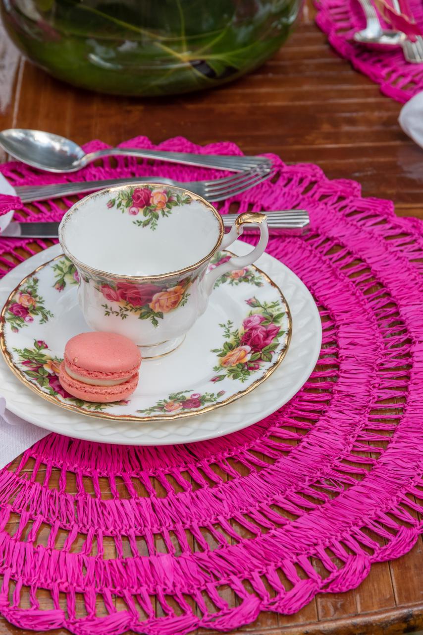 Fuscia Pink Buriti Straw Placemat