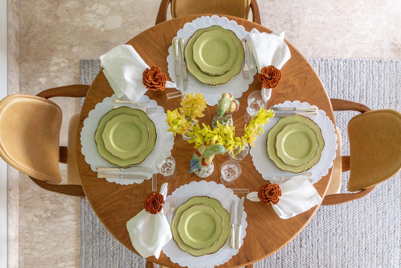 Rust Buriti Flower Napkin Ring