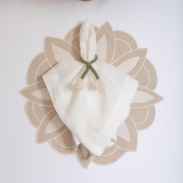 Linen Flower Placemat & White Linen Napkin Set of 4